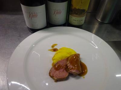 Trio de Pinot Noir -1985, 1996 et 2000 - avec carré de veau rassis sur os et mousseline safrannée.jpg